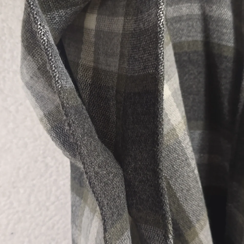 Marcus Adler Plaid Poncho Cozy Shawl Cape Gray Black Fringe Sz. O/S